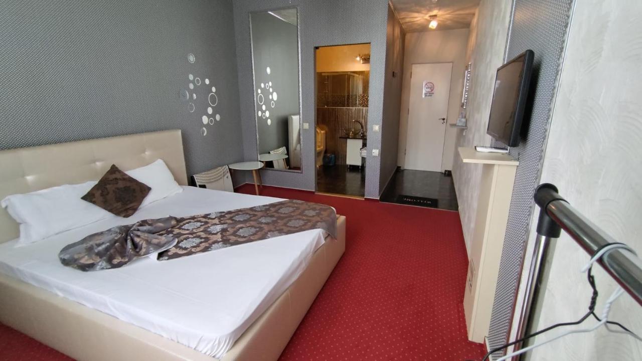 Chiajna Militari Residence Hotel מראה חיצוני תמונה