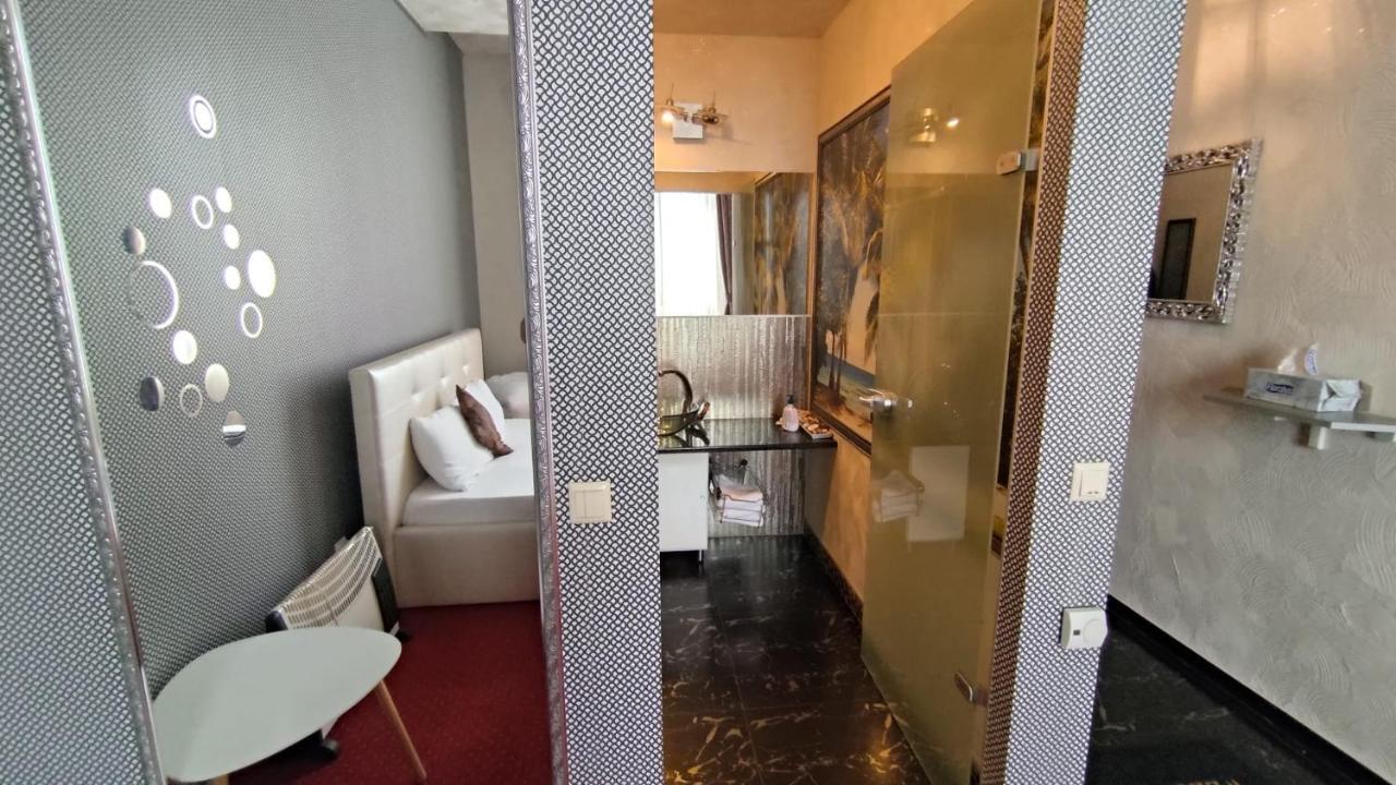 Chiajna Militari Residence Hotel מראה חיצוני תמונה